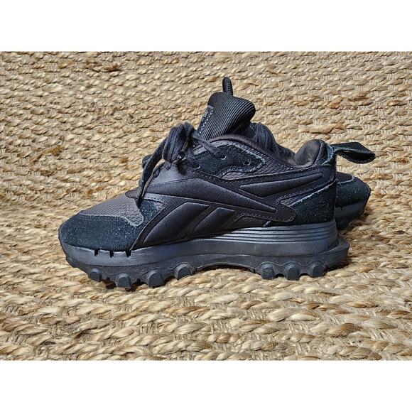 REEBOK X CARDI B WOMEN'S 6 CLASSIC LEATHER ATHLETIC SNEAKER BLACK GY1942 - Picture 6 of 11